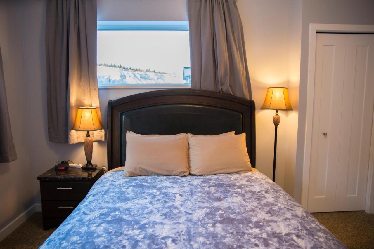 Downtown Whitehorse 4 Bedrooms Deluxe Condo Exteriér fotografie