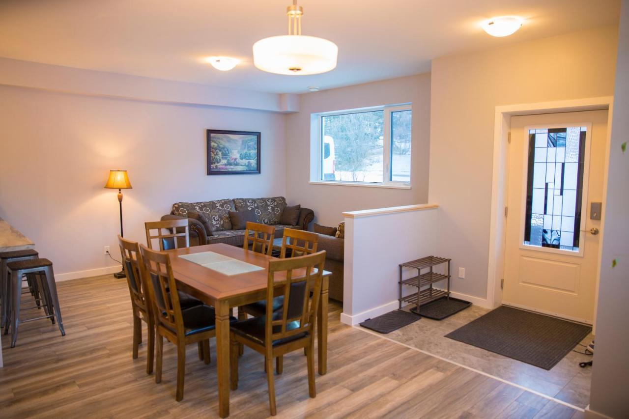 Downtown Whitehorse 4 Bedrooms Deluxe Condo Exteriér fotografie